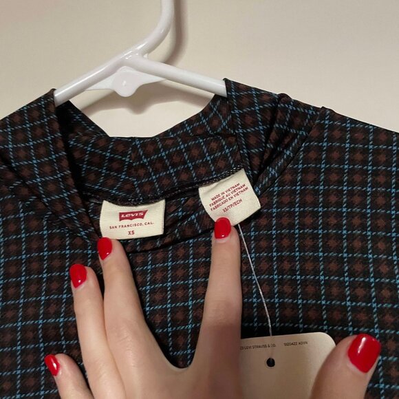 NWT Levi's Houndstooth Mock Neck Long Sleeve Second Skin Stretchy Fitted Top XS - Picture 2 of 8